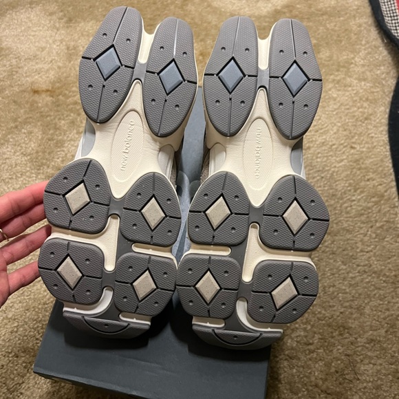 NEW BALANCE 9060 - Picture 5 of 14